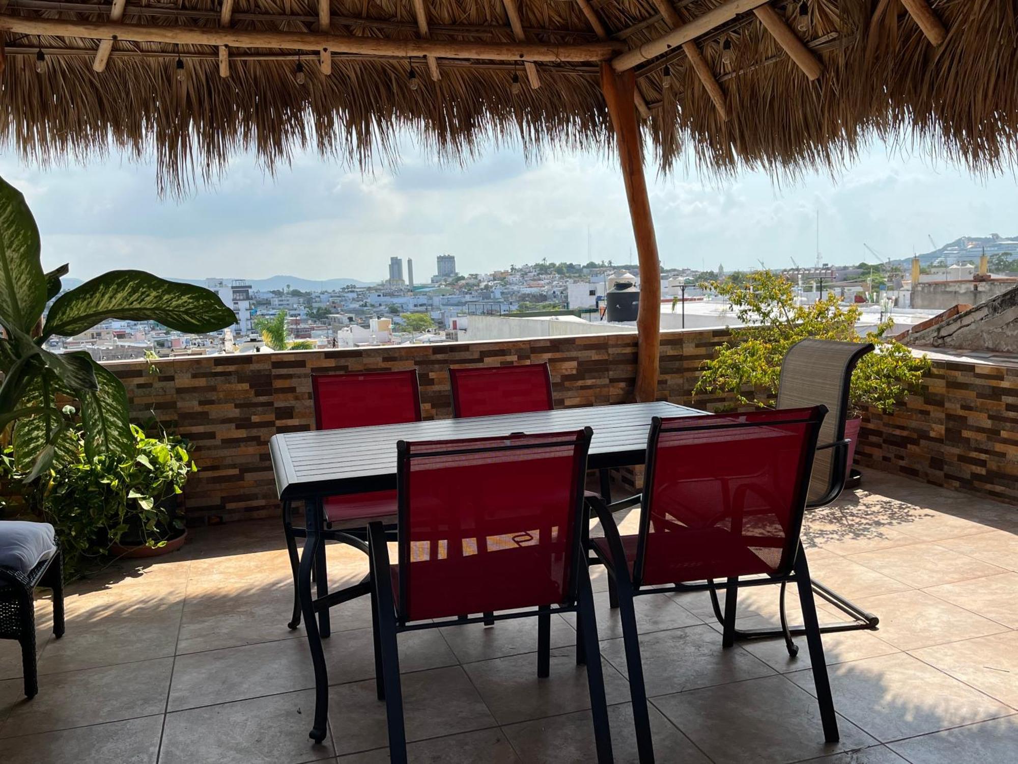Casa De La Alegria 2 Apartments Mazatlan Exterior photo